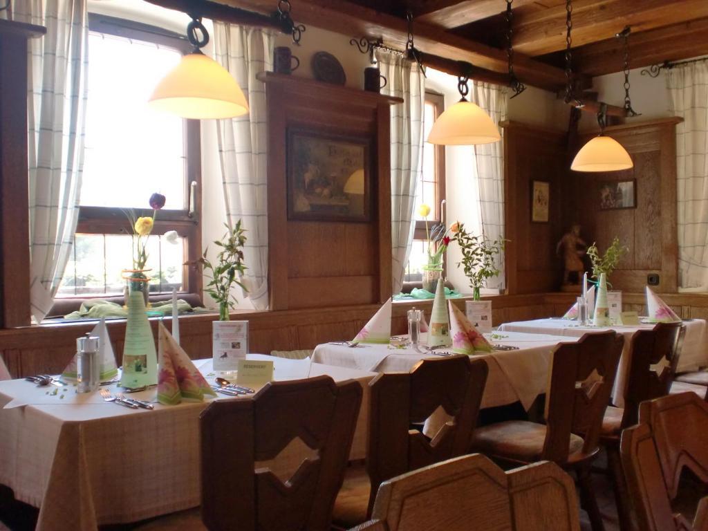 Hotel & Gaestehaus Krone Ґайзельвінд Екстер'єр фото